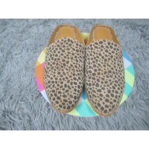 Love See Style Shoes Womens Size 7.5 Beige Animal Print Slide Mules Slip On